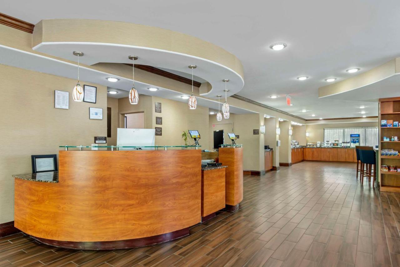 Comfort Suites At Kennesaw State University Екстериор снимка