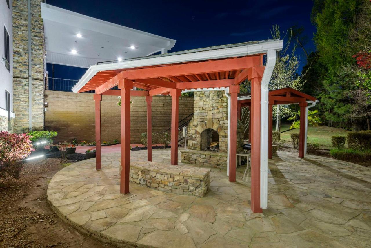 Comfort Suites At Kennesaw State University Екстериор снимка