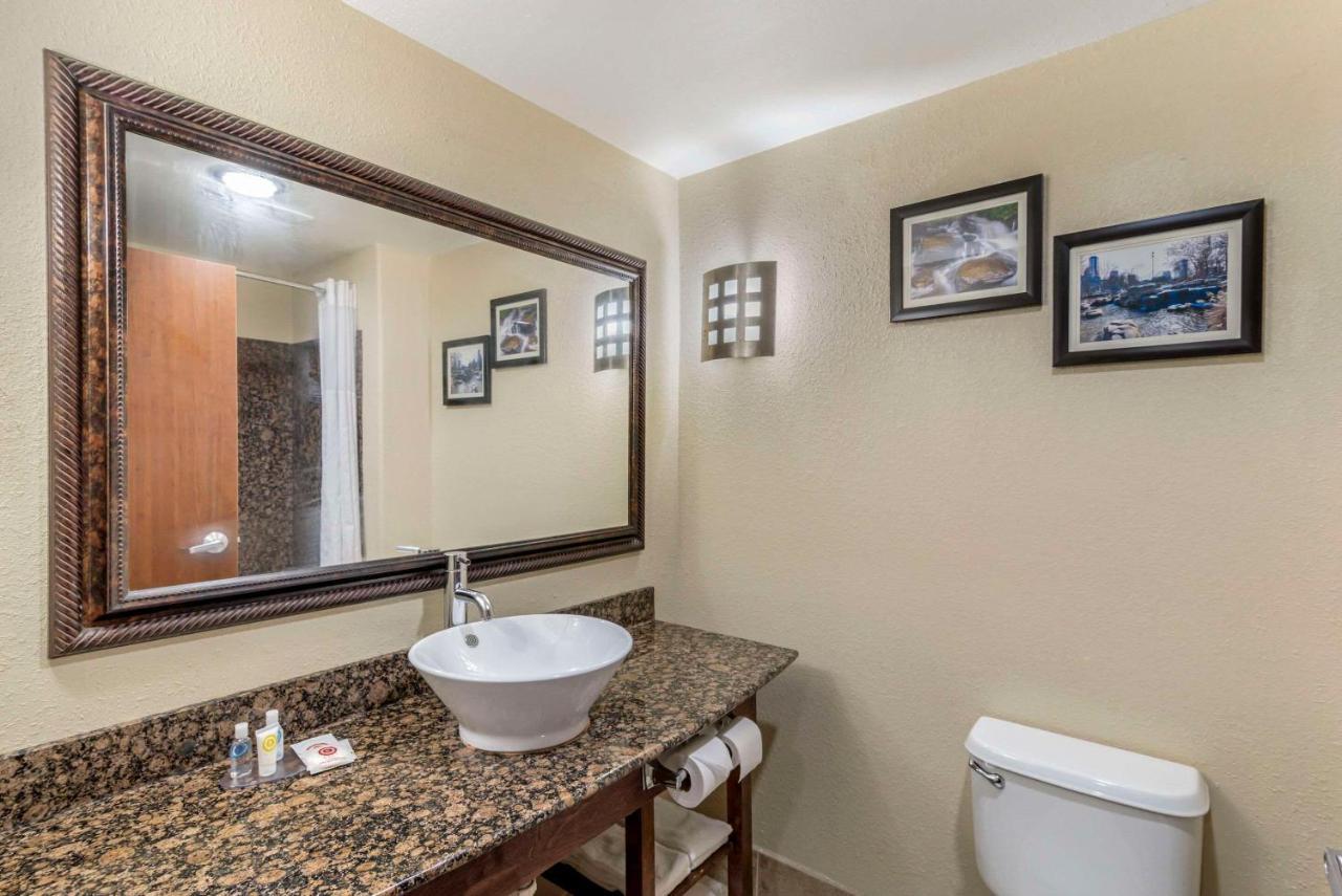 Comfort Suites At Kennesaw State University Екстериор снимка