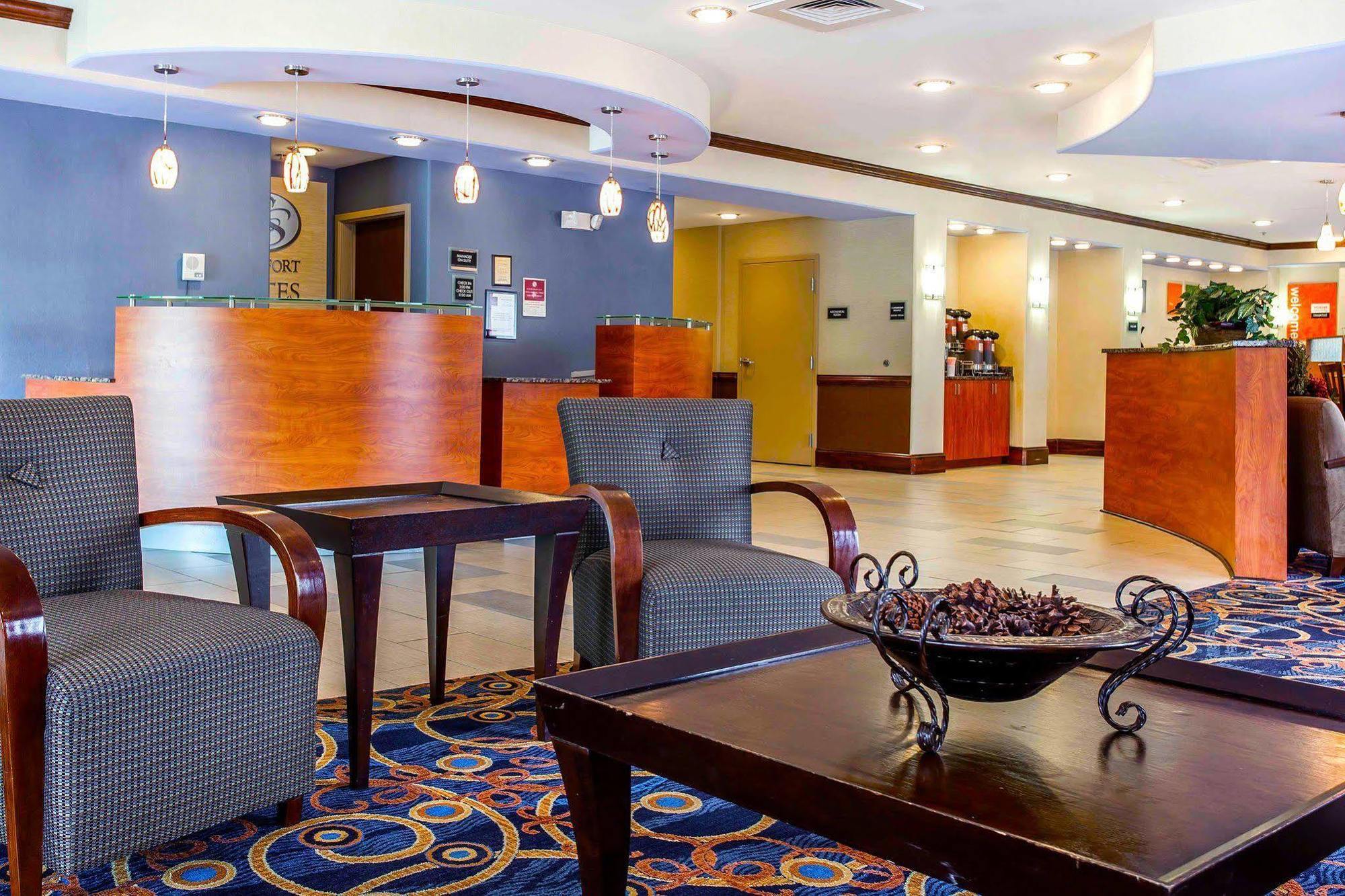 Comfort Suites At Kennesaw State University Екстериор снимка