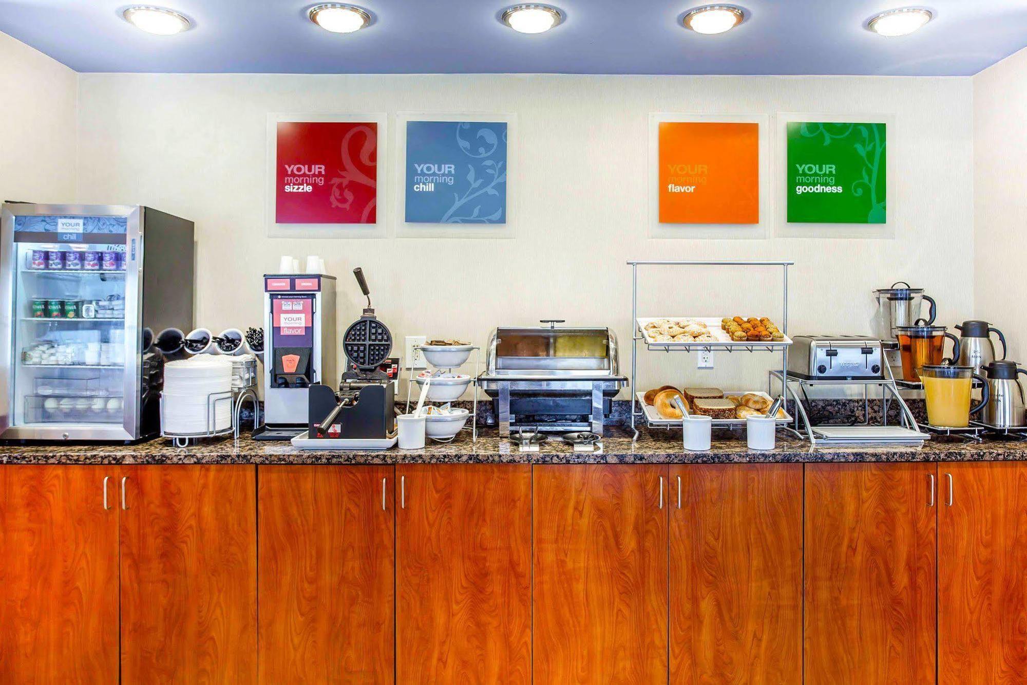 Comfort Suites At Kennesaw State University Екстериор снимка