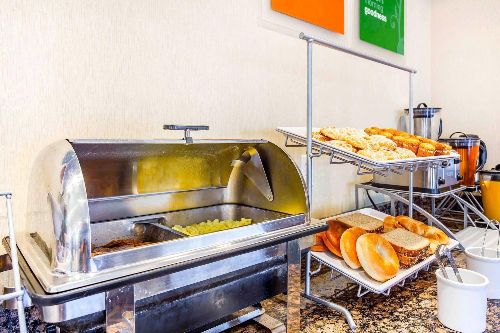 Comfort Suites At Kennesaw State University Екстериор снимка